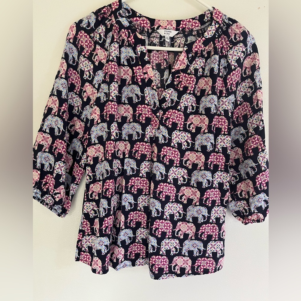 Crown and Ivy blouse size XS